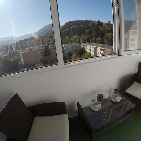 Ama Apartment Mountain View & Parking Braşov Esterno foto