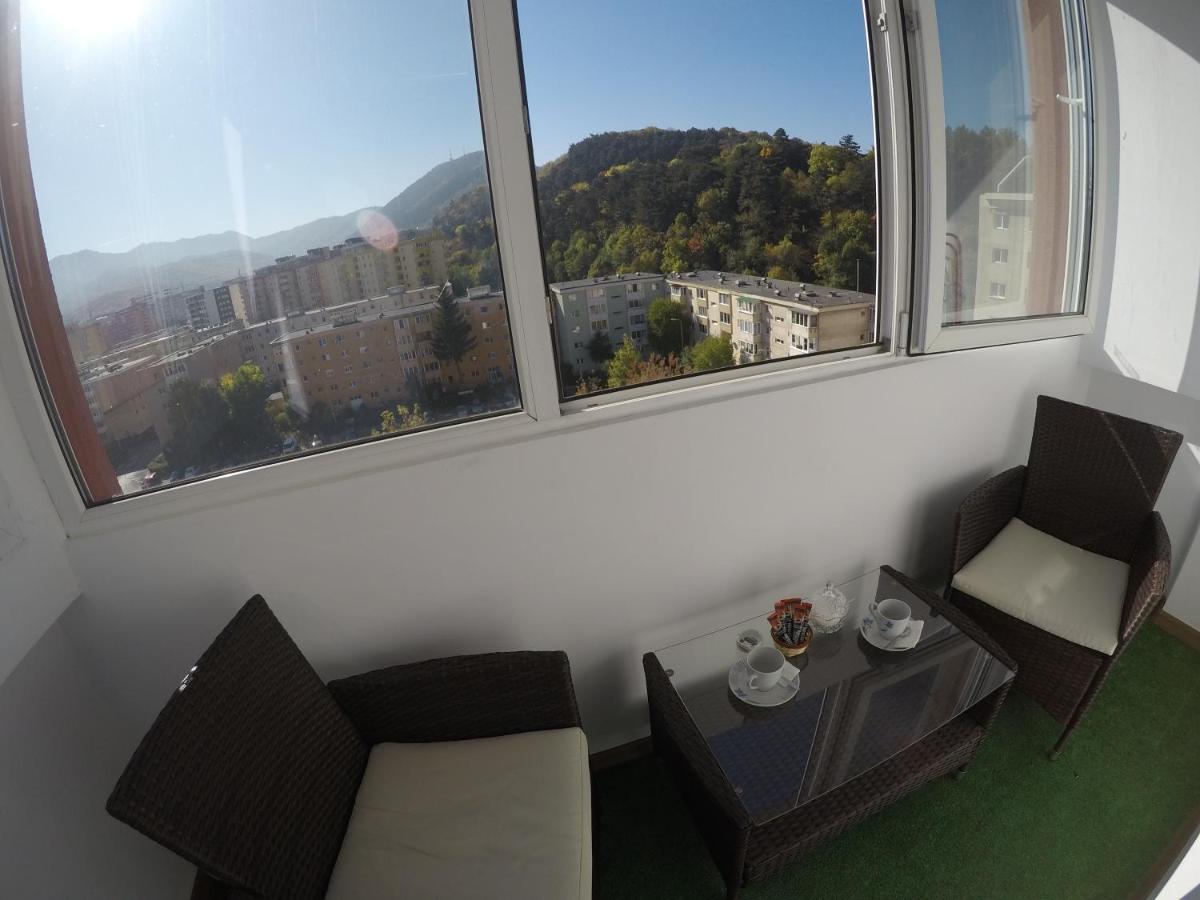 Ama Apartment Mountain View & Parking Braşov Esterno foto